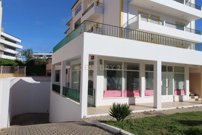 /international/pt/vila-paraiso-lt-103-2º-dtº-pinheiro-portimao-faro-8500-784-portimao-portugal-portimao-faro-310107361442/