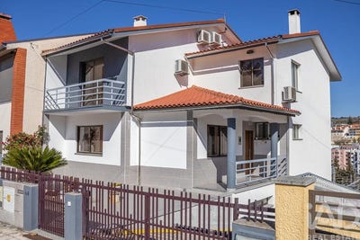 /international/pt/braganca-braganca-310106968547/