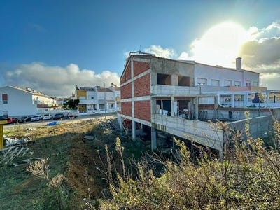 /international/pt/mafra-lisbon-120097551624/