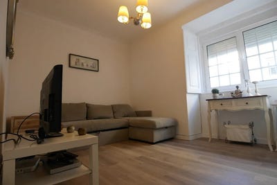 /international/pt/rua-alberto-pimentel-lisbon-lisbon-310095244860/