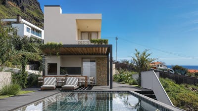 /international/pt/paul-do-mar-madeira-310103557827/