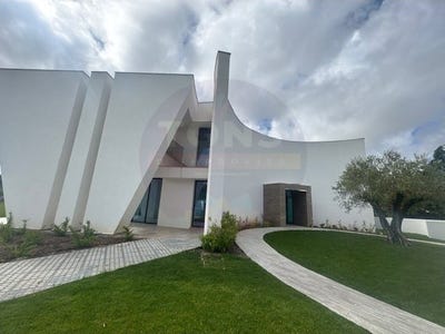 /international/pt/barcarena-lisbon-310099652891/