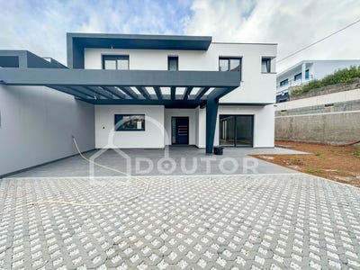 /international/pt/sao-roque-madeira-310098556526/