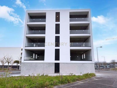 /international/pt/r-dos-engenheiros-8-9500-143-lagoa-portugal-lagoa-e-carvoeiro-azores-310107521323/