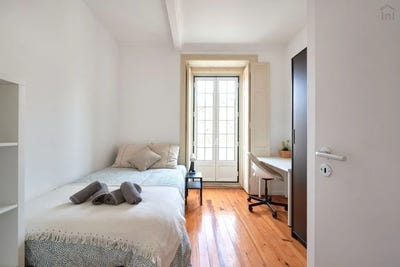 /international/pt/rua-de-sao-jose-lisbon-lisbon-310093864246/