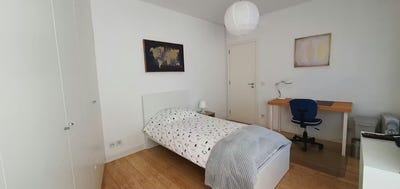 /international/pt/rua-egas-moniz-oeiras-lisbon-310093835753/
