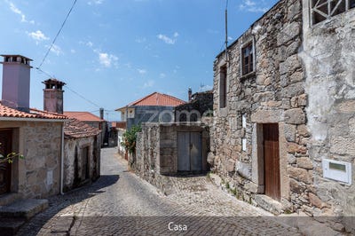 /international/pt/torre-de-moncorvo-braganca-310101688775/