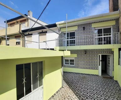 /international/pt/rua-de-cinco-de-outubro-porto-braga-310095982236/