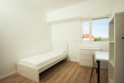 /international/pt/avenida-do-brasil-lisbon-lisbon-310093821087/