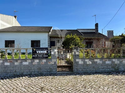 /international/pt/a-dos-francos-caldas-da-rainha-leiria-310097284794/?lang=fr