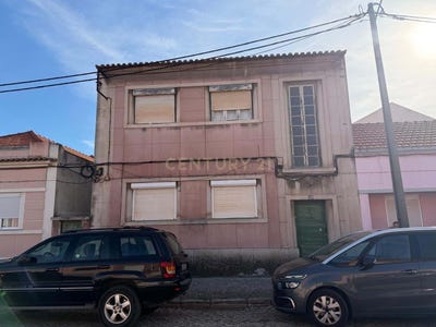 /international/pt/rua-dom-luis-furtado-de-albuquerque-66-lavradio-portugal-barreiro-e-lavradio-setubal-municipality-310108922569/