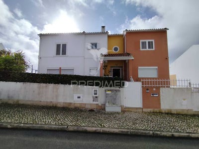 /international/pt/palhais-e-coina-barreiro-setubal-municipality-310097124437/
