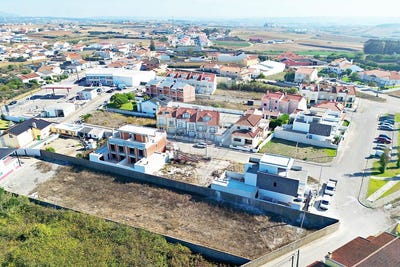 /international/pt/atouguia-da-baleia-leiria-310102873114/