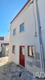 /international/pt/coimbra-lisbon-310102646526/