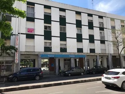 /international/pt/av-jose-eduardo-vitor-das-neves-066-2330-178-entroncamento-portugal-sao-joao-baptista-portalegre-310106510093/