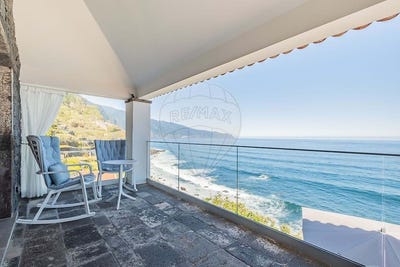 /international/pt/ponta-delgada-madeira-310108596903/