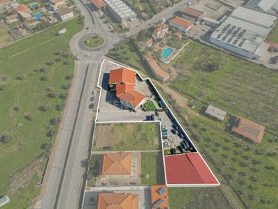 /international/pt/av-comunidades-europeias-657-5370-205-mirandela-portugal-mirandela-braganca-310105207667/