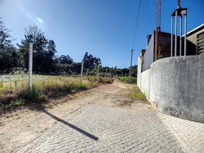 /international/pt/fonte-do-corvo-barro-lisbon-120092059899/