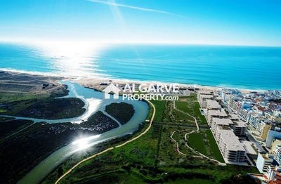 /international/pt/armacao-de-pera-faro-120097557680/