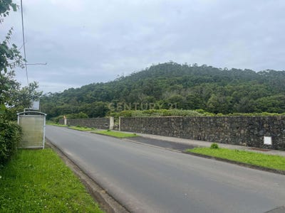 /international/pt/r-da-lomba-110-9500-portugal-ilha-de-sao-miguel-azores-310109106514/