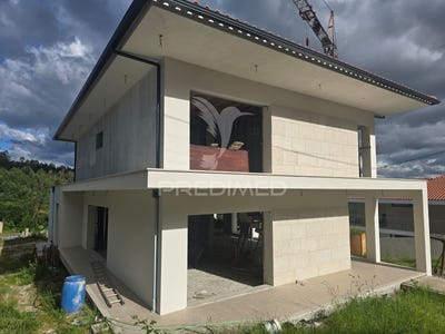 /international/pt/revelhe-fafe-braga-310108419252/