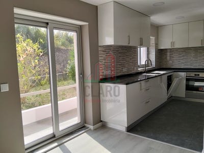 /international/pt/coimbra-lisbon-310103486934/