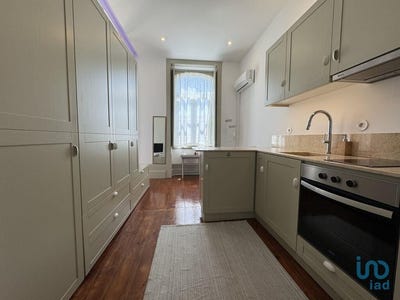 /international/pt/coimbra-lisbon-310100639466/