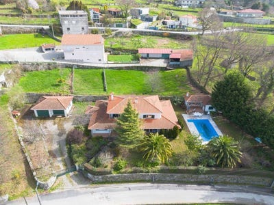 /international/pt/rua-das-rocadas-7-castro-daire-portugal-castro-daire-viseu-310105742807/