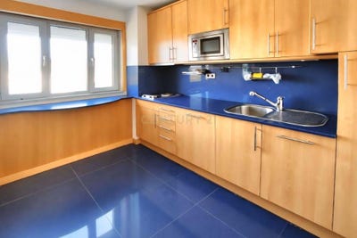 /international/pt/av-infante-d-henrique-5-6200-506-covilha-portugal-covilha-e-canhoso-castelo-branco-district-310105819689/