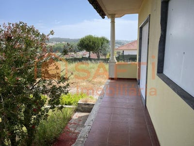 /international/pt/caranguejeira-leiria-310100484648/