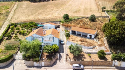 /international/pt/carvoeira-e-carmoes-lisbon-310100855990/