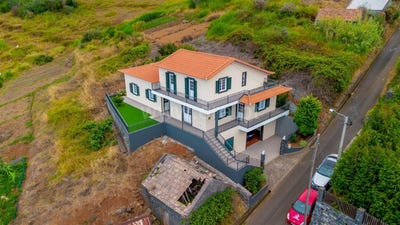 /international/pt/calheta-madeira-310107500585/