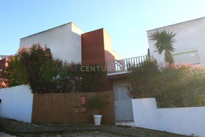 /international/pt/rua-francisco-boaventura-alves-da-silva-torres-vedras-portugal-santa-maria-lisbon-310107359919/
