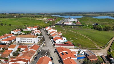/international/pt/rua-nova-de-mourao-12-portugal-granja-lisbon-310108050723/