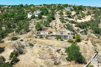 /international/pt/loule-faro-120098198509/