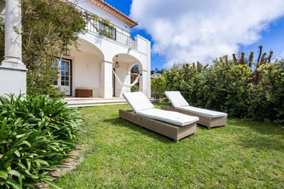 /international/pt/colares-lisbon-310107888092/