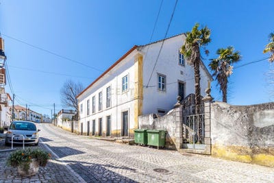 /international/pt/rua-de-sant-ana-redinha-leiria-310106685887/