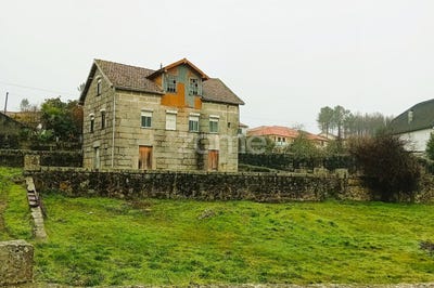 /international/pt/castro-daire-viseu-310106512544/