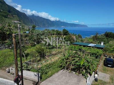 /international/pt/ponta-delgada-madeira-310100715403/