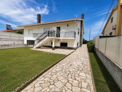 /international/pt/tomar-s-joao-baptista-e-stª-maria-dos-olivais-tomar-santarem-310107672002/