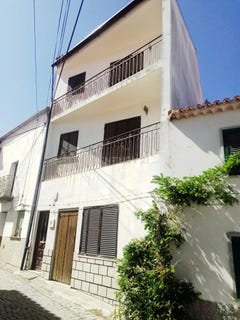 /international/pt/rua-da-praca-rosmaninhal-portalegre-310105235102/