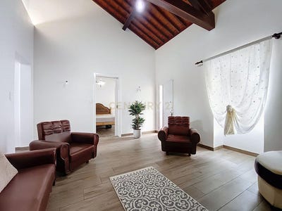 /international/pt/rua-das-3-cruzes-38-capelas-portugal-ilha-de-sao-miguel-azores-310107523168/