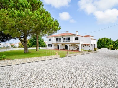 /international/pt/atouguia-da-baleia-leiria-310108967165/
