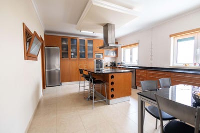 /international/pt/largo-dr-francisco-goncalves-fagulha-manoel-de-matos-portugal-paialvo-santarem-310108429161/