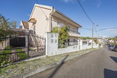 /international/pt/charneca-da-caparica-e-sobreda-almada-setubal-municipality-310107182663/