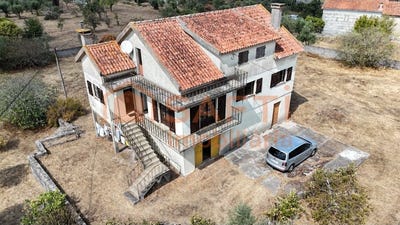/international/pt/lapa-do-lobo-viseu-310103457209/