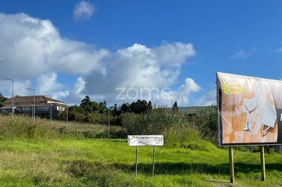 /international/pt/angra-do-heroismo-azores-120092607254/