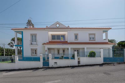 /international/pt/obidos-santa-maria-leiria-310107581890/