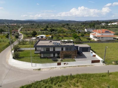 /international/pt/telhada-gandaras-viana-do-castelo-310108484026/