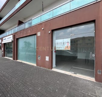 /international/pt/avenida-alvaro-vaz-do-ulmeiro-r-c-s-pedro-da-cadeira-lisbon-310099343650/